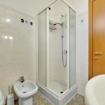 In Centro Apartament Lierna